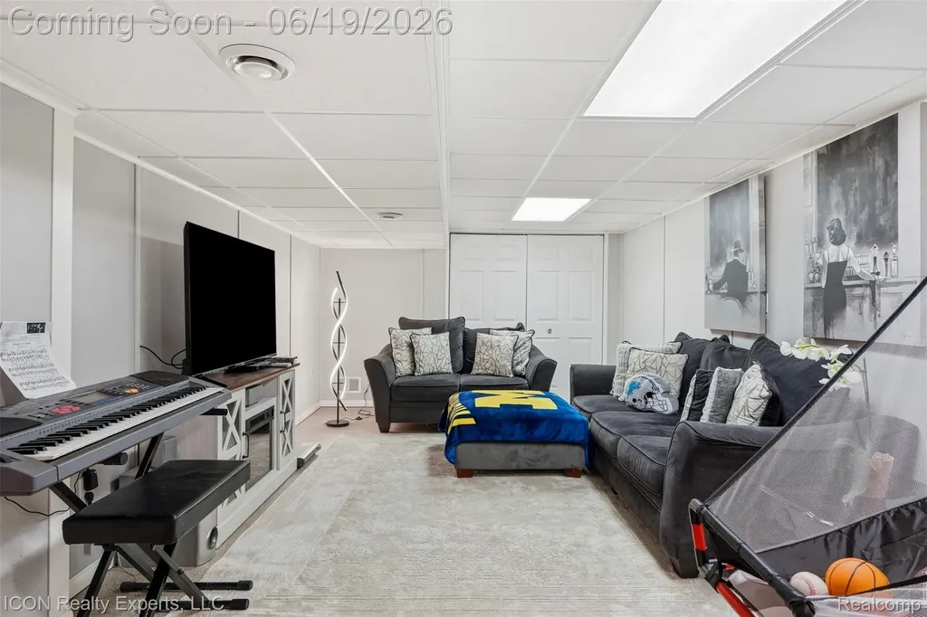 2100 Ore Creek Lane Brighton Township MI 48114