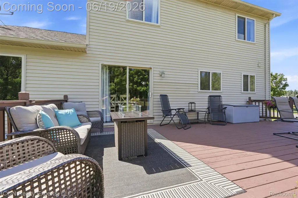 2100 Ore Creek Lane Brighton Township MI 48114
