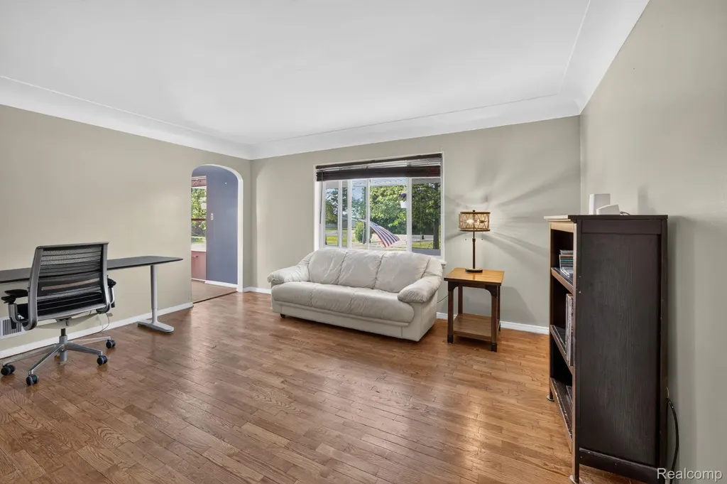 7077 Frances Road Flushing Charter Township MI 48433