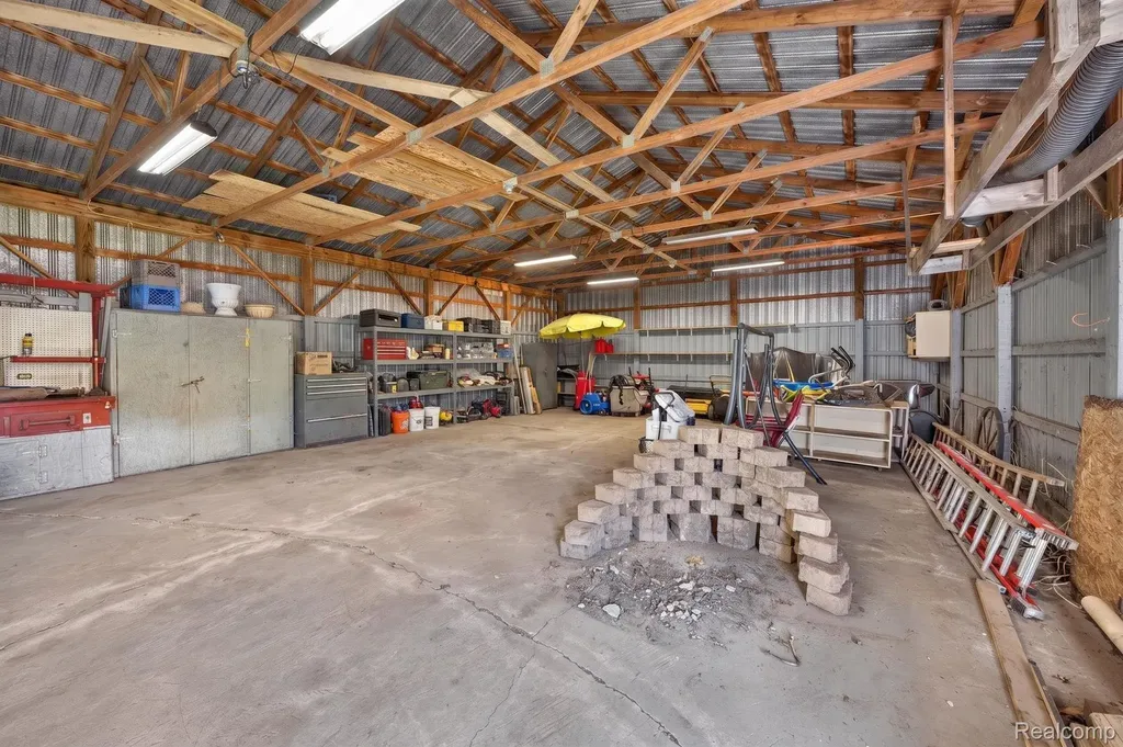 7077 Frances Road Flushing Charter Township MI 48433