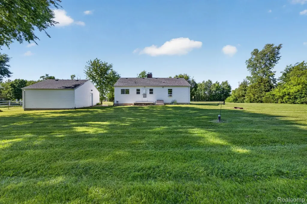 7077 Frances Road Flushing Charter Township MI 48433