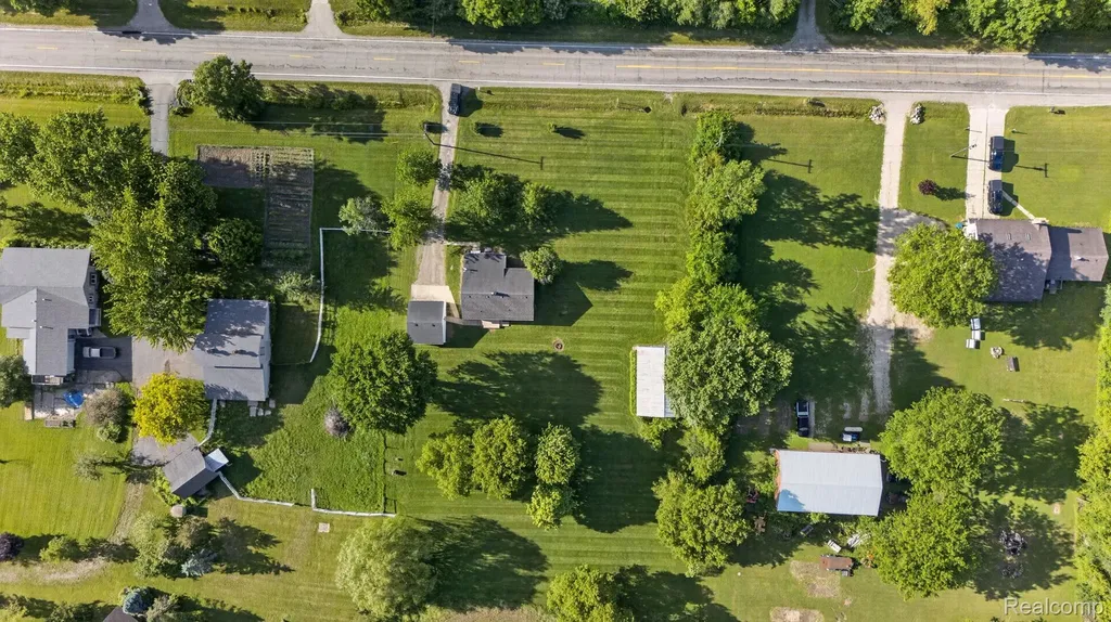 7077 Frances Road Flushing Charter Township MI 48433