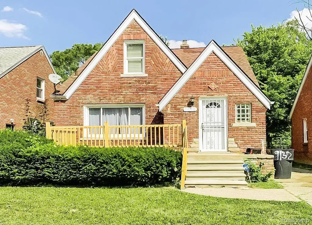 9590 Memorial Street Detroit City MI 48227