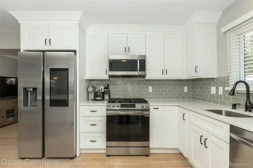 606 Magnolia Avenue Royal Oak City MI 48073