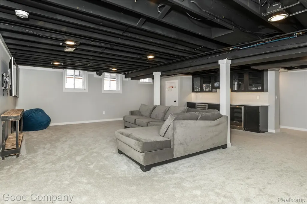 606 Magnolia Avenue Royal Oak City MI 48073