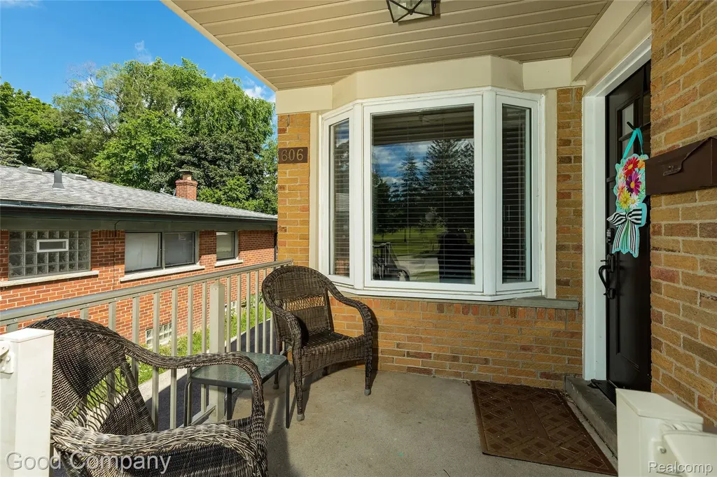 606 Magnolia Avenue Royal Oak City MI 48073