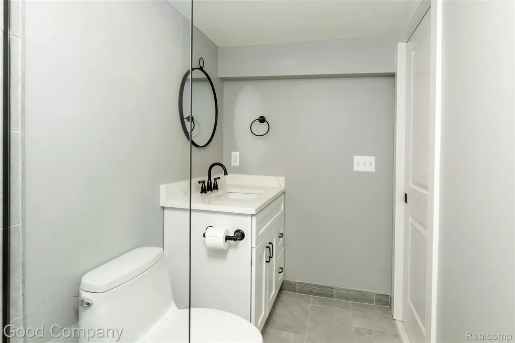 606 Magnolia Avenue Royal Oak City MI 48073