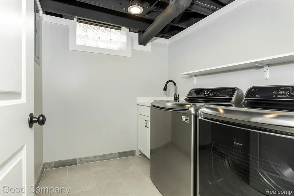606 Magnolia Avenue Royal Oak City MI 48073