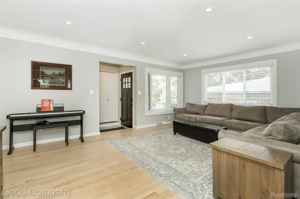 606 Magnolia Avenue Royal Oak City MI 48073