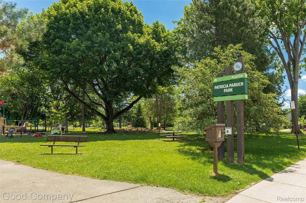 606 Magnolia Avenue Royal Oak City MI 48073