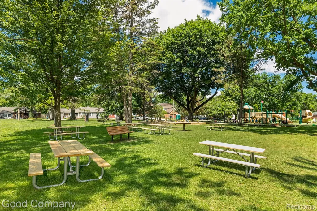 606 Magnolia Avenue Royal Oak City MI 48073