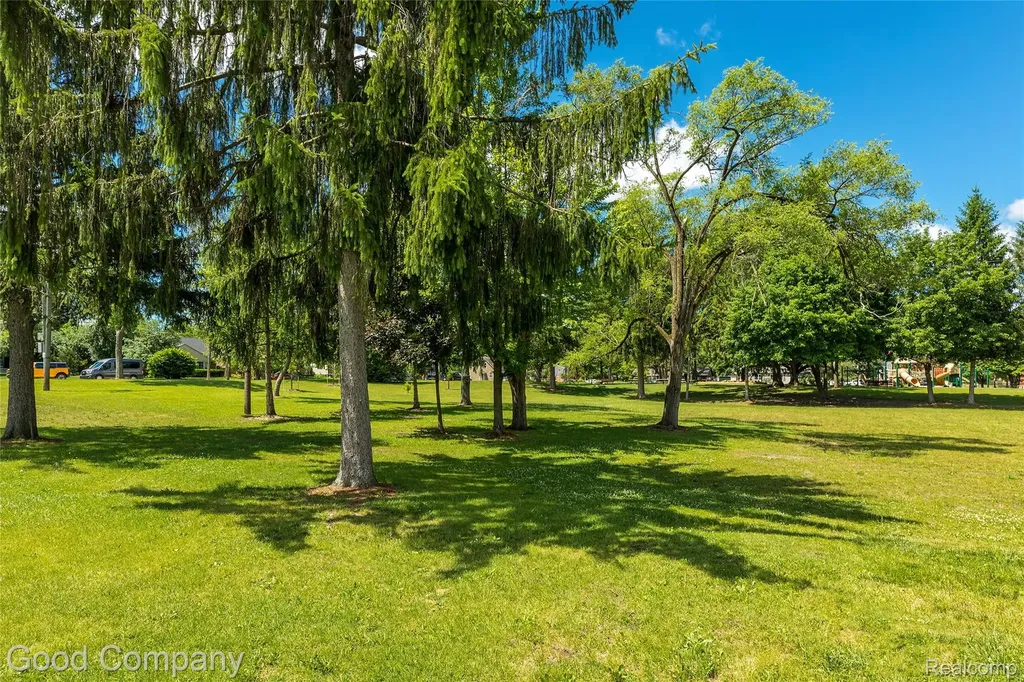 606 Magnolia Avenue Royal Oak City MI 48073