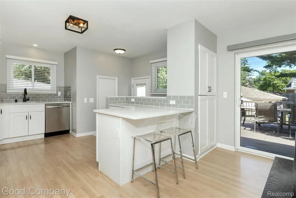 606 Magnolia Avenue Royal Oak City MI 48073