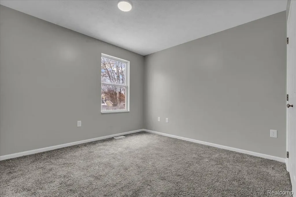 8247 Ellsworth Street Detroit City MI 48238