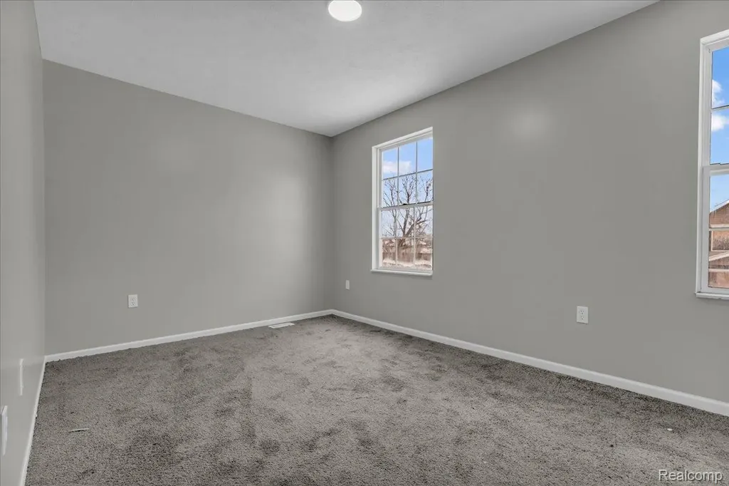 8247 Ellsworth Street Detroit City MI 48238