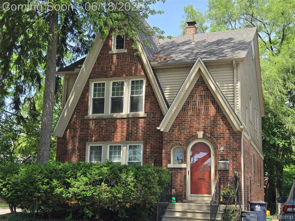 903 E 3rd Street E Royal Oak City MI 48067