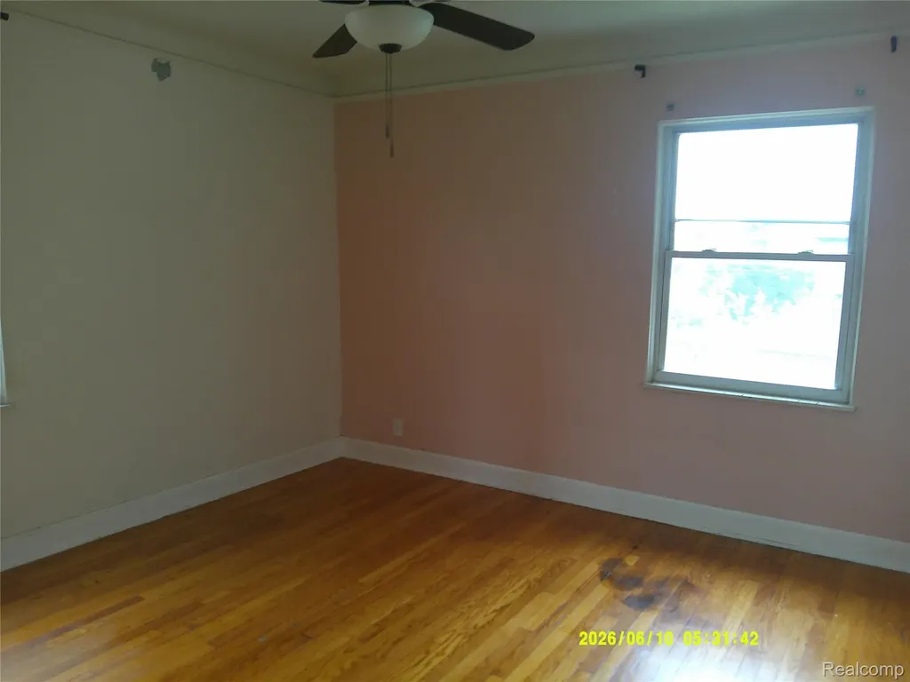 17158 Santa Barbara Drive Detroit City MI 48221
