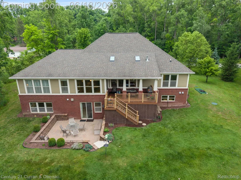 34225 Thornbrook Drive Farmington Hills City MI 48335