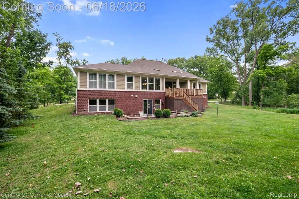 34225 Thornbrook Drive Farmington Hills City MI 48335
