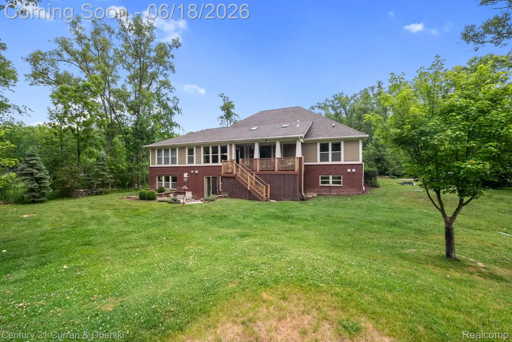 34225 Thornbrook Drive Farmington Hills City MI 48335