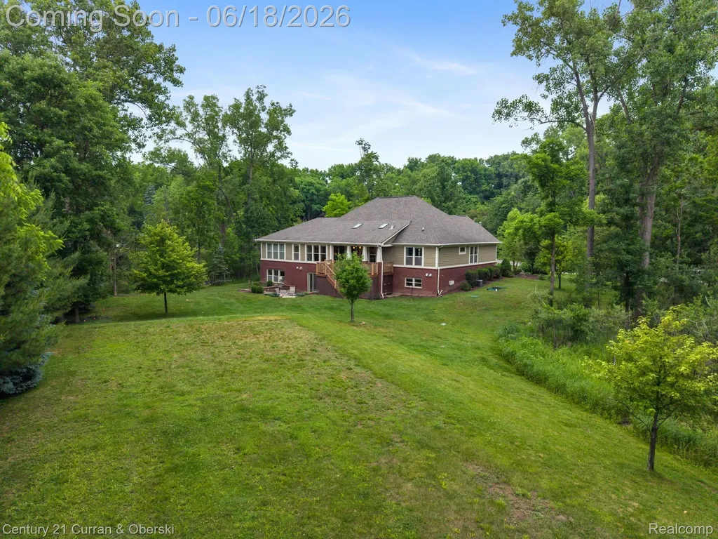 34225 Thornbrook Drive Farmington Hills City MI 48335