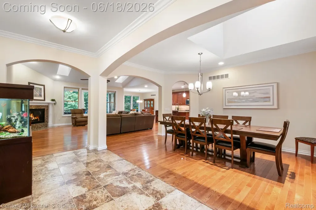 34225 Thornbrook Drive Farmington Hills City MI 48335