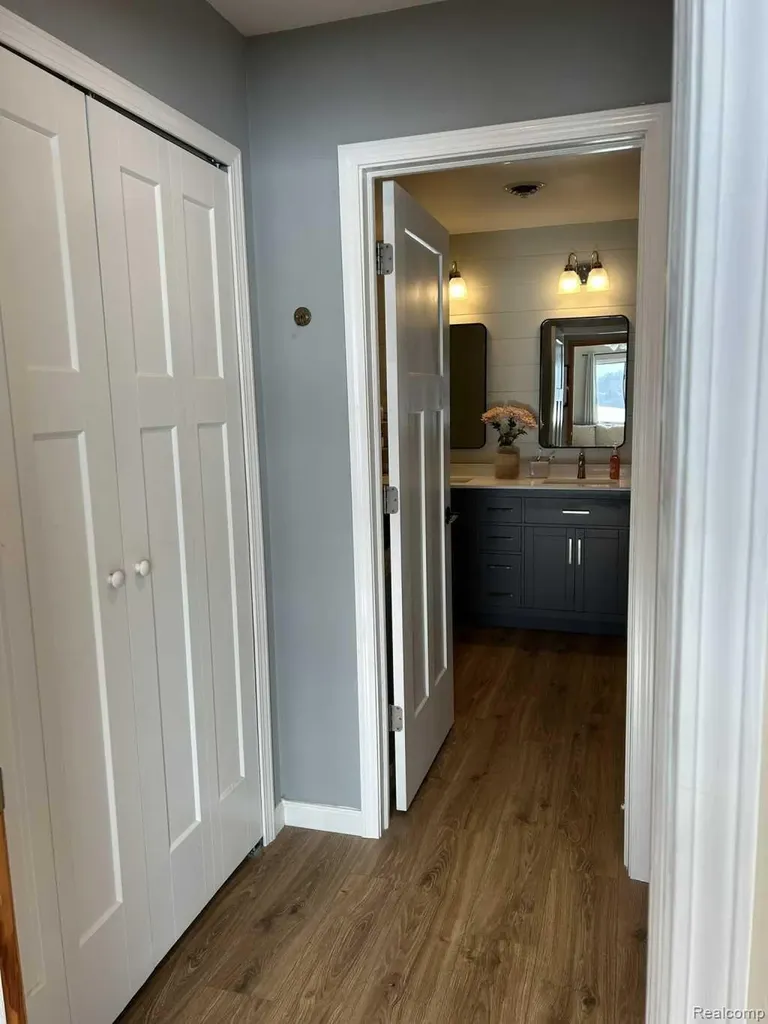 3274 Lakeview Drive Highland Charter Township MI 48356