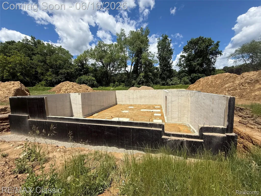 1500 Buttercup Trail Milford Charter Township MI 48381