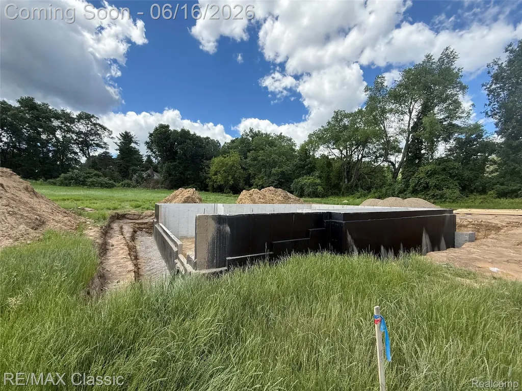1500 Buttercup Trail Milford Charter Township MI 48381