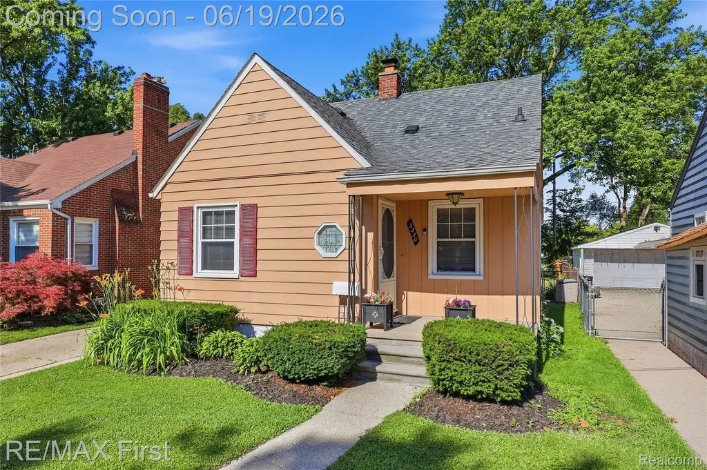 3250 Alice Street Dearborn City MI 48124