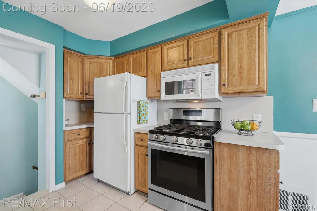 3250 Alice Street Dearborn City MI 48124