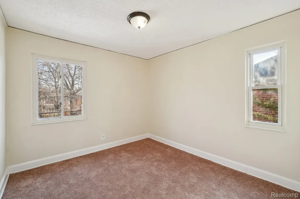18238 Santa Rosa Drive Detroit City MI 48221
