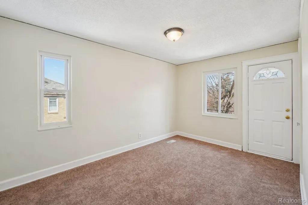 18238 Santa Rosa Drive Detroit City MI 48221