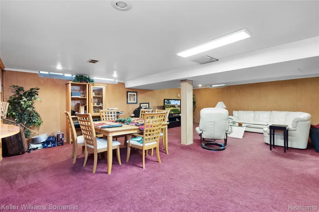 14154 Fenton Redford Charter Township MI 48239
