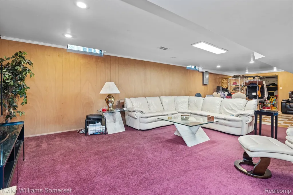 14154 Fenton Redford Charter Township MI 48239