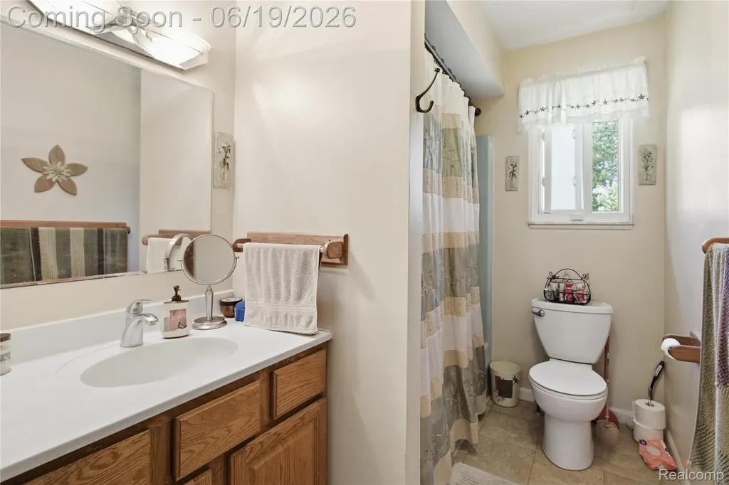 47395 Dequindre Road Rochester Hills City MI 48307