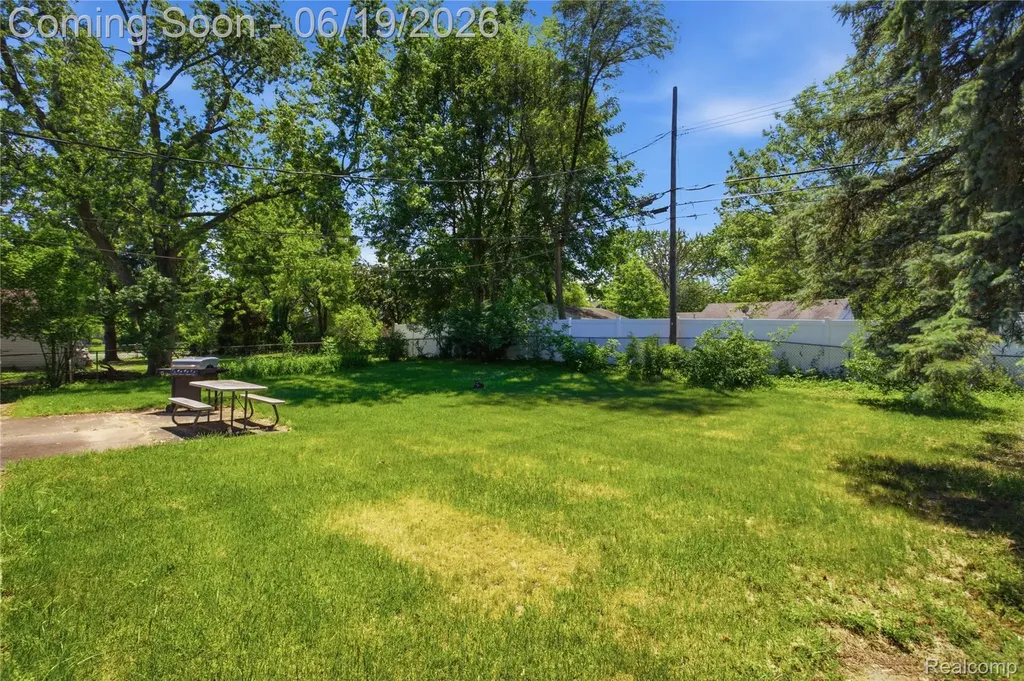 47395 Dequindre Road Rochester Hills City MI 48307