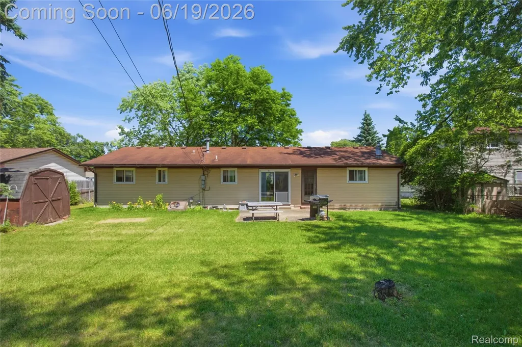 47395 Dequindre Road Rochester Hills City MI 48307