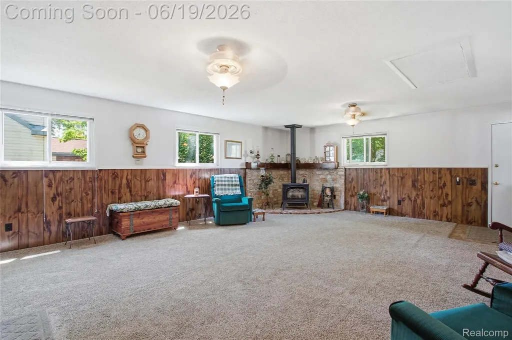 47395 Dequindre Road Rochester Hills City MI 48307