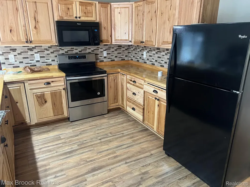 265 Huron Forest Drive Mentor Township MI 48647