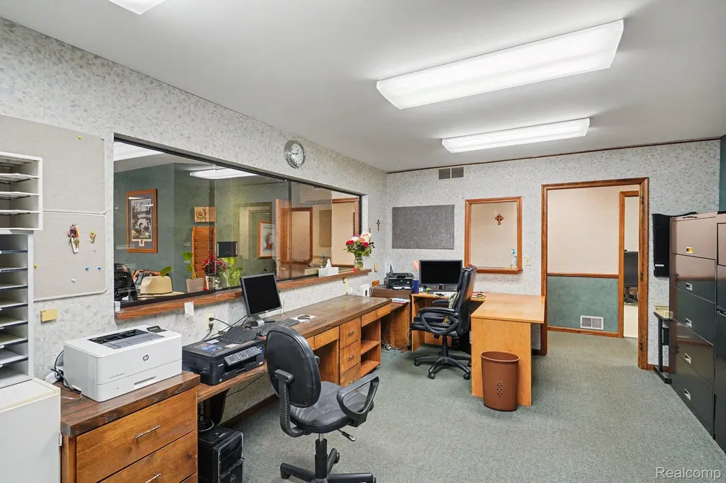1500 N Main Street Lapeer City MI 48446