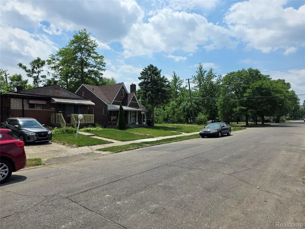 2317 La Belle Street Detroit City MI 48238