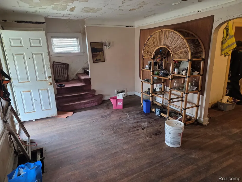 2317 La Belle Street Detroit City MI 48238