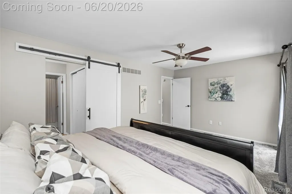 39455 Country Lane Novi City MI 48375