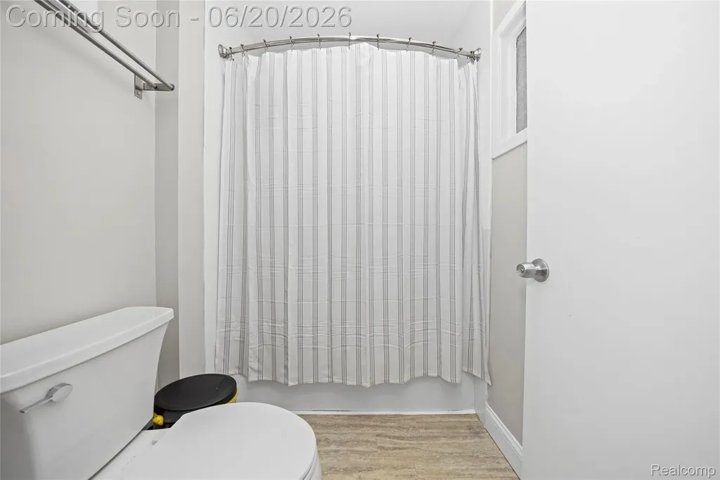 39455 Country Lane Novi City MI 48375