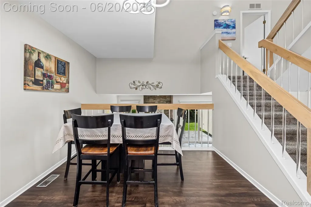39455 Country Lane Novi City MI 48375