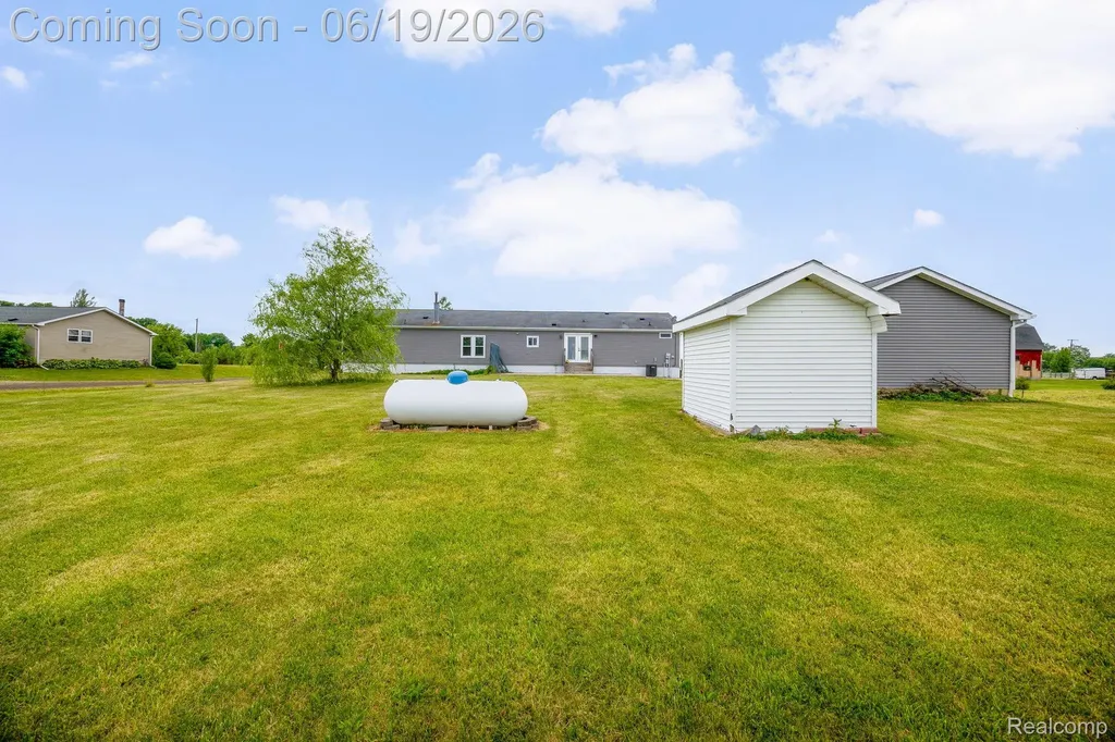 7860 War Road Frenchtown Township MI 48166