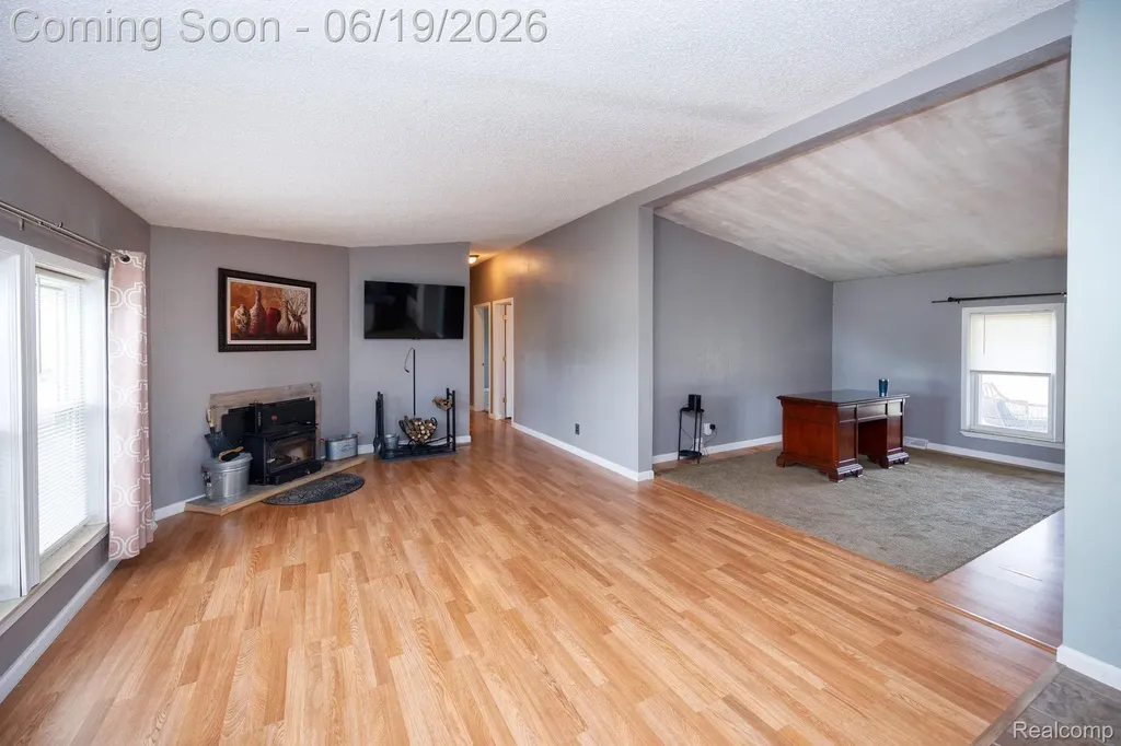 7860 War Road Frenchtown Township MI 48166
