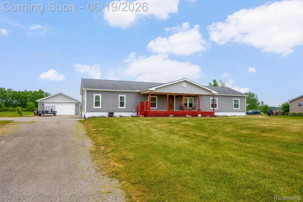 7860 War Road Frenchtown Township MI 48166