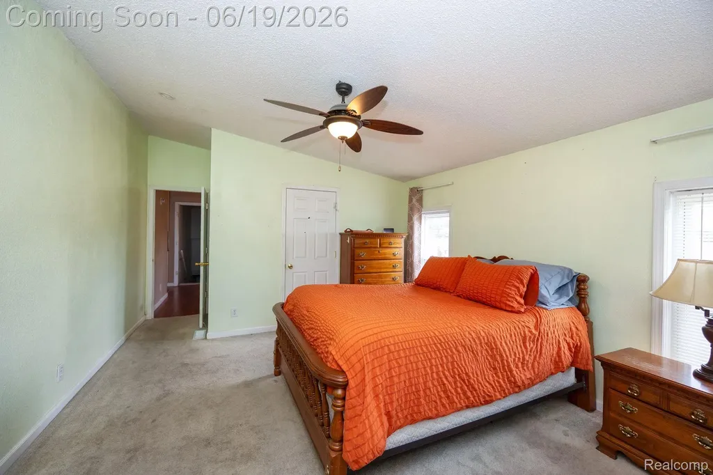 7860 War Road Frenchtown Township MI 48166